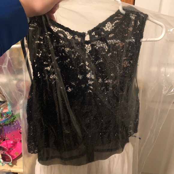 Black and white homecoming dress - Picture 3 of 3